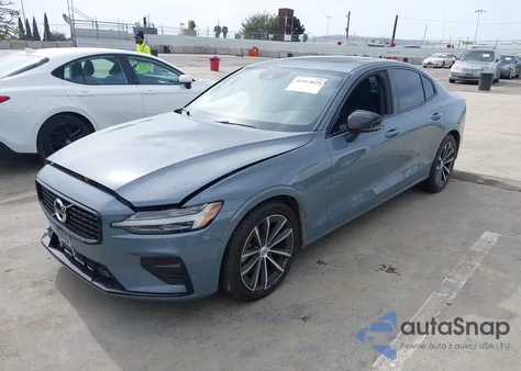 2022 Volvo S60 B5 Inscription/B5 Momentum from USA, damaged, VIN 7JRL12FZ1NG192086